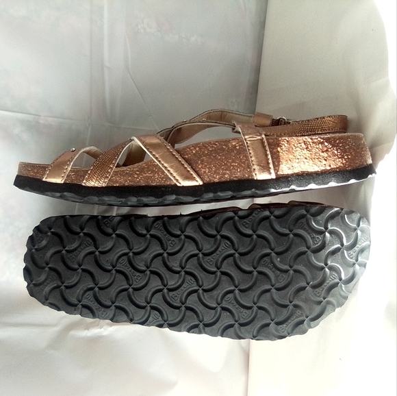 Birkenstock Betula Women's Sandals in Metallic Bronze/Rose Gold - Picture 2 of 5